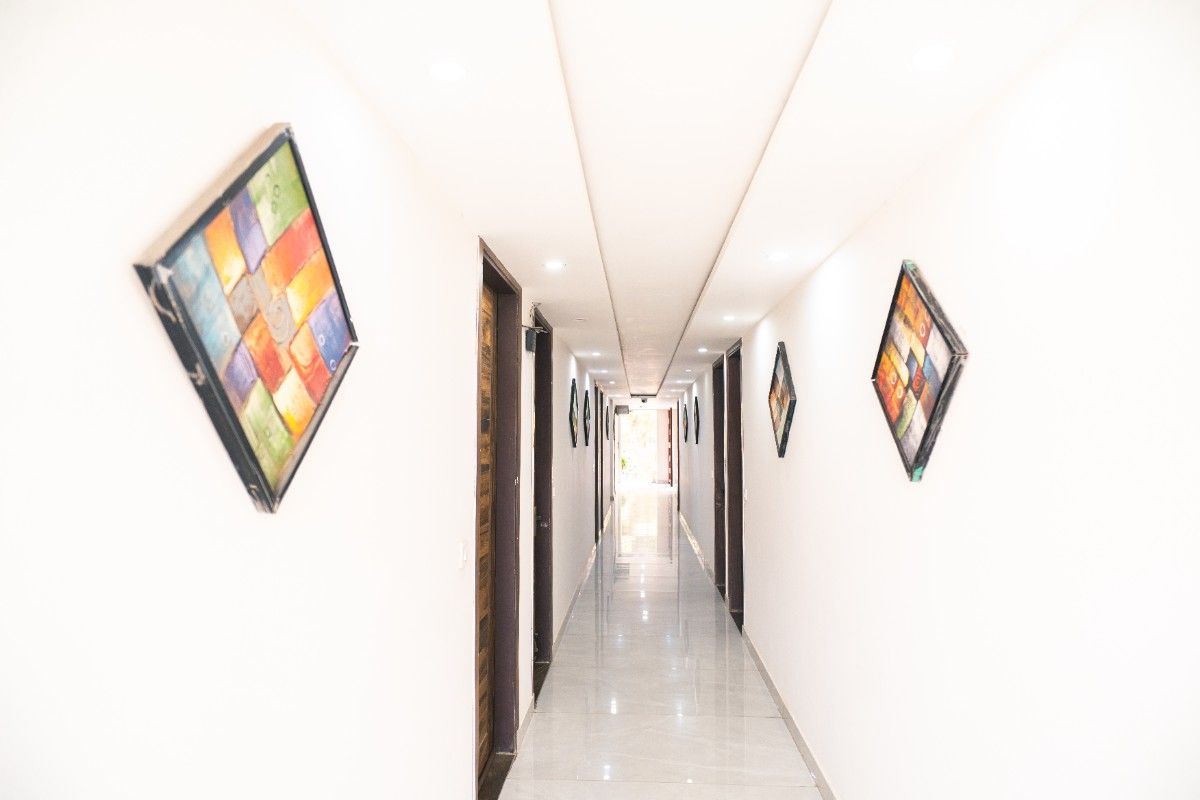 Spacious Hallway at Best PG in Sector 21 Gurgaon