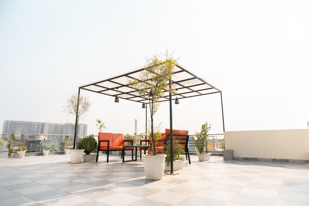 Best PG in Sector 21 Gurgaon, Modern Rooftop & Relaxing Vibe