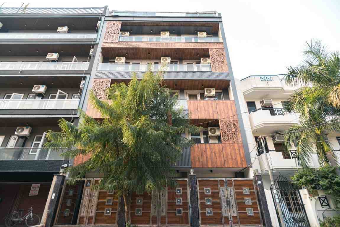 Modern Co-living building with stylish architecture in Gurgaon